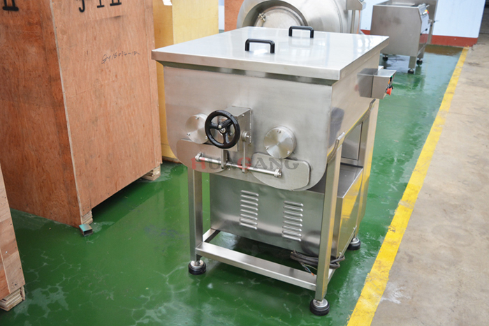 300 meat mixer 14.jpg